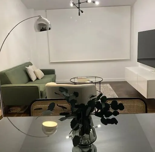 Elegante Centrico Виго